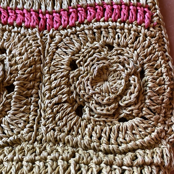 Vintage 70’s Crocheted Tote - Picture 3 of 6